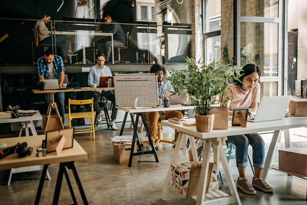 Top 4 Disadvantages of Hot Desking